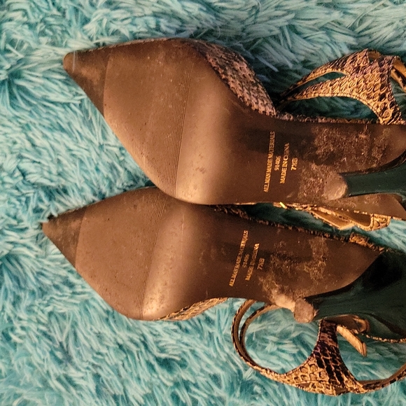 Diba Snakeskin Print Pointed Toe Heels Size 7.5 - Picture 7 of 9